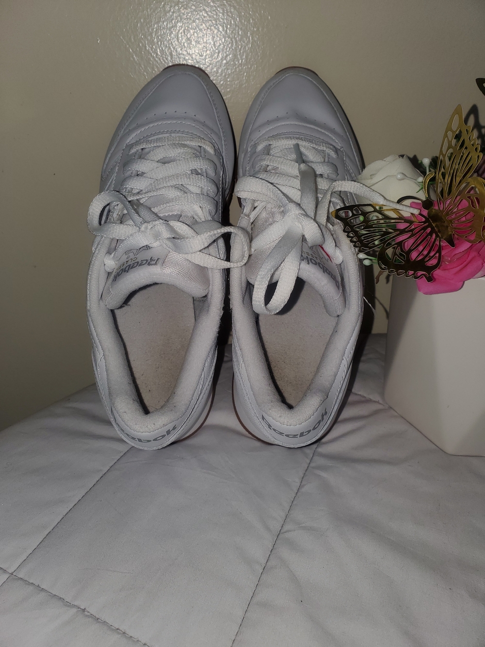 Reebok Classic Leather Women's Sneakers in White Size 8 - Picture 5 of 8